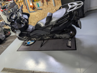 Koberec pod moto